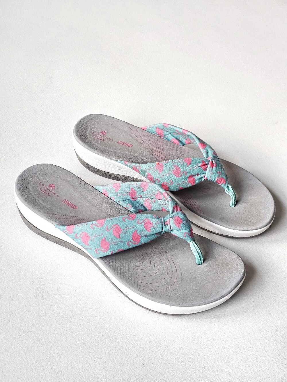 Clarks Cloudsteppers Cushion Soft Flamingo Print Flip Flop Sandals Women's 10